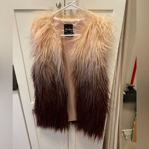 Me Jane faux fur Ombré vest